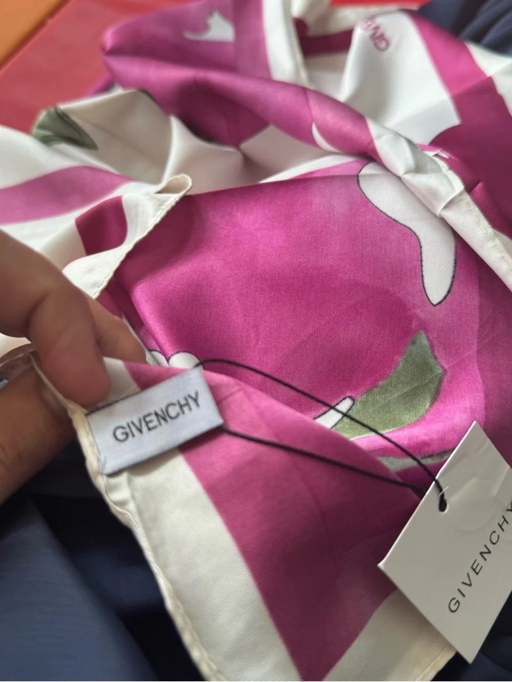 GIVENCHY luxury vibes pink white floral 35x35 inch scarf‼️LAST ONE LEFT